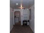$475 / 2br - 900ft² - 1 Bath (651 11th ave, Albany) (map) 2br bedroom
