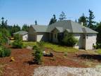 $2700 / 5br - PRIVATE ESTATE on 20 Acres in Molalla, Oregon (Molalla) 5br