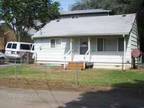 $550 / 1br - House & Fenced Yard (Myrtle Creek) 1br bedroom
