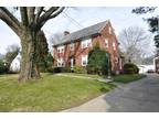 4 BR, 3 bathroom + Family Room Center Hall Colinal in Chevy Chase!