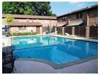 $1175 / 3br - 1396ft² - 2 Story Townhouse -Amazing Location (Broadmoor) (map)