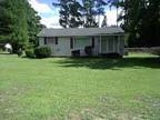 $575 / 2br - ft² - nice little cottage (fayetteville) (map) 2br bedroom