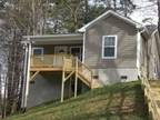 1200ft² - ALL INCLUSIVE...You can't get Closer to Campus Than This!