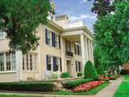 2905 Lee's Summit The Mansion Apartments