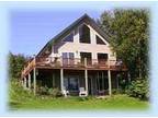 $1200 / 3br - 1800ft² - Furnished Chalet - Winter Rental (Homer - East Hill)