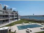 $1000 / 2br - 1000ft² - SUMMER R. BAY VIEWS & POOL 2 bedr, 2 bath balcony