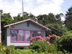 $85 / 2br - Vacation at Whimsy Cottage, short drive but a world away (Central