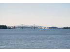 $135 / 3br - 3000ft² - THIS WATERFRONT MAY NOT SAVE YOUR LIFE