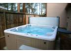 $220 / 4br - Extraordinary Value, close to lake, casinos, Heavenly, w/ hot tub