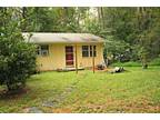 $450 / 2br - 700ft² - Month-to-Month ██ Walk to UNC Campus ██ Private