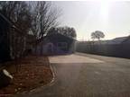 $100 / 2br - 1100ft² - Romantic Midstate Fair Getaway