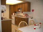 $1995 / 2br - 1000ft² - 2+2 First Floor with patio Ready 5/11