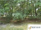 Condo in quiet area, spacious with big kitchen. Parking Available!