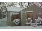 $400 / 2br - 2 bed 1 bath on Gibson (Flint) 2br bedroom