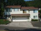 $1100 / 3br - 1400 Sqft Duplex