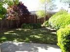 $2950 / 2br - 1200ft² - Unique and Rarely Available Townhouse