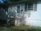 $375 / 2br - Comfort (1450 Claiborne St) (map) 2br bedroom