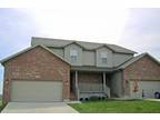 $995 / 4br - large 4 bedroom duplex w 2 masters available now!!!!