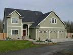$2000 / 4br - 3500ft² - 3500 sqft Custom home on 1.5 acres, 4bd/2.5ba