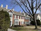 1047 Cumberland Ct Mahwah, NJ 07430