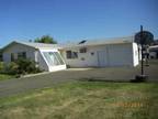 $695 / 3br - 1150ft² - Green area home with 16x25 attached garage (5043 Melody)