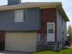 $1100 / 3br - 2100ft² - New Carpet & Paint 3/2/2 Duplex with Park View (South