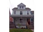 $550 / 2br - Lower level apartment, parking (Northside Carbon Street near