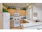 $ / 2br - 1124ft² - Lease this 2 bedroom apartment with huge walk in closets!