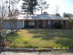 $900 3BR/2BH Brick House w/2-Car Garage near Hwy 98 Walmart (R103) (Oak Grove