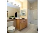 $2125 / 1br - 807ft² - 1 bed 1 bath w/ Full Size Washer & Dryer 1br bedroom