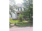 $1000 / 4br - 2198ft² - 1320 North St - HUGE 4 Bdrm - REDUCED $1000/Month