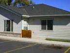 $520 / 1br - 600ft² - Senior living with extra storage ( SW Salmon Ave.