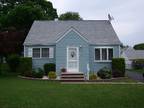 Mint Condition Home in Spotswood!