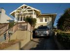 $3200 / 4br - ft² - Large 2 level 4br / 2ba Victorian style 4br bedroom