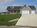 $ / 5br - 2400ft² - Rent Reduced! Family home on quiet cul de sac!
