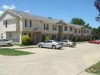 $645 / 2br - ft² - NICE 2BR WITH SKYLIGHTS! ON BUS ROUTE (BLOOMINGTON) (map)