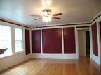 $995 / 2br - Zerla Properties | 818 W. Moss Ave. Apt. C3 (818 W. Moss Ave. Apt.