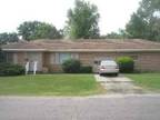 $625 / 2br - 1190ft² - 2 Bedrooms & single car garage (Sullivan