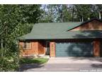 $900 / 2br - BEAUTIFUL LOG SIDED, TWIN HOME, NORTH WOODS (Breezy Point) 2br