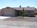 $950 / 3br - Very Clean 3 Bedroom Home. Available NOW! Between Prescott and P.V.