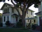 $1700 / 2br - VICTORIAN Triplex (downtown Ventura) (map) 2br bedroom