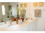 $1680 / 3br - Townhome with awesome floorplan and attached garage (St Johns Town