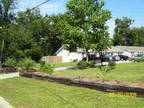 $700 / 2br - 2 Bedroom Duplex Copter Road Area (Pensacola) (map) 2br bedroom