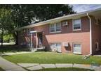 Clean 2 bedroom with off-street parking in Northeast Lincoln (5420-30 Ervin)