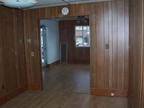 $525 / 3br - 1400ft² - available now (316 cherry ave, altoona) 3br bedroom
