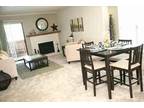 $715 / 2br - Excellent Apartment for Sublease!!!!! (82nd and Slide) (map) 2br