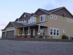 WOW - Amazing home w/ incredible views!