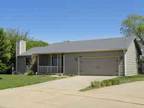 $1250 / 3br - Available June 1st - Maize Schools (2114 Sunridge ) (map) 3br
