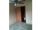 $650 / 3br - 3 BEDROOM 2 BATH (99 STONE RD.) (map) 3br bedroom