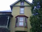 $1700 / 4br - Spacious Victorian (Hepburn St) (map) 4br bedroom